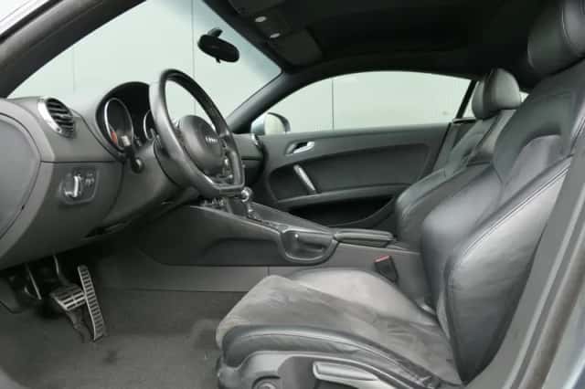Audi TT (2007) thumbnail 3