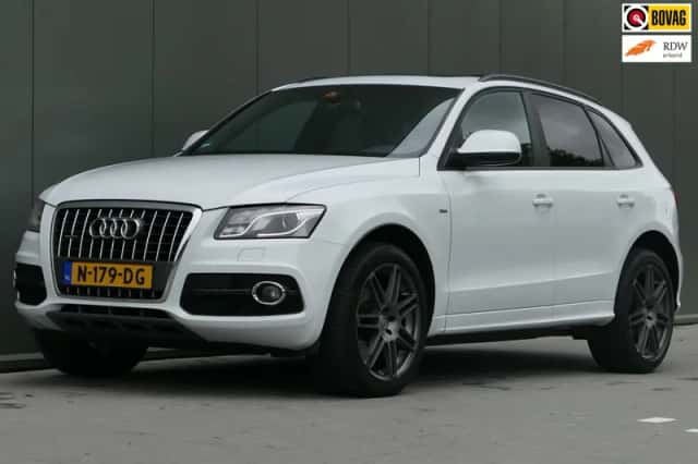 Audi Q5 (2012) thumbnail 1