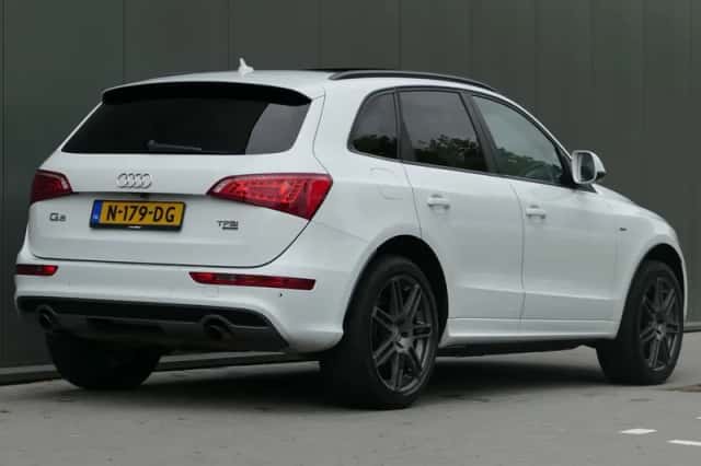 Audi Q5 (2012) thumbnail 2