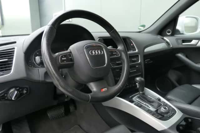 Audi Q5 (2012) thumbnail 4