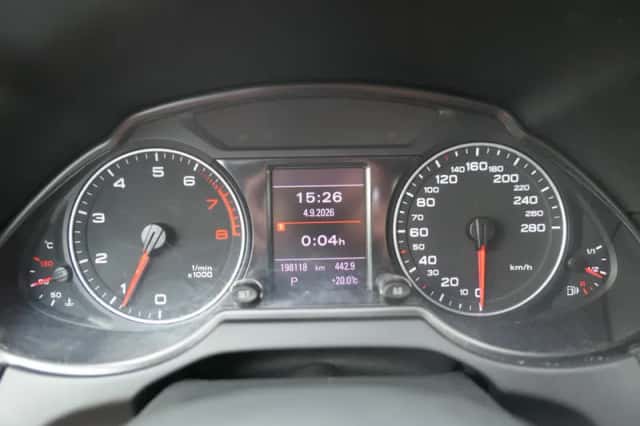 Audi Q5 (2012) thumbnail 5
