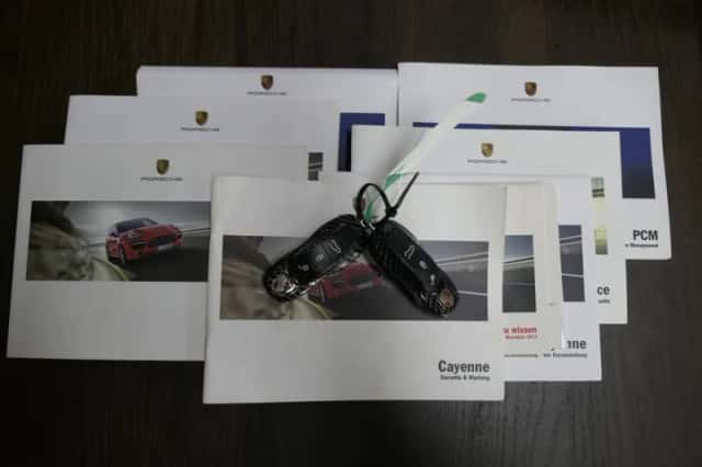 Porsche Cayenne (2012) thumbnail 6