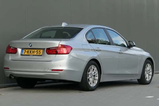 BMW 3-Serie (2013) thumbnail 2