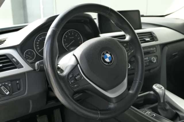 BMW 3-Serie (2013) thumbnail 4