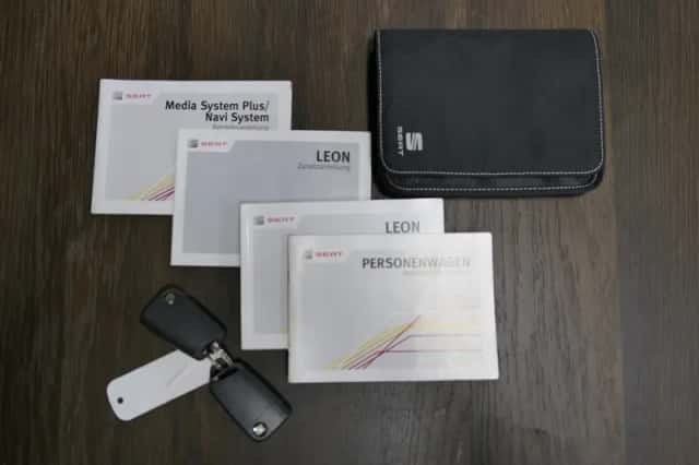 SEAT Leon (2013) thumbnail 6