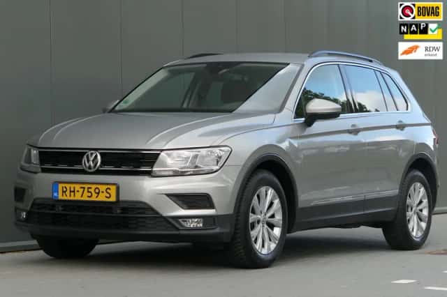 Volkswagen Tiguan (2017) thumbnail 1