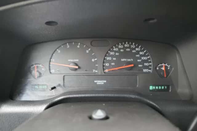 Dodge Durango (2003) thumbnail 5