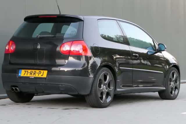 Volkswagen Golf (2005) thumbnail 2