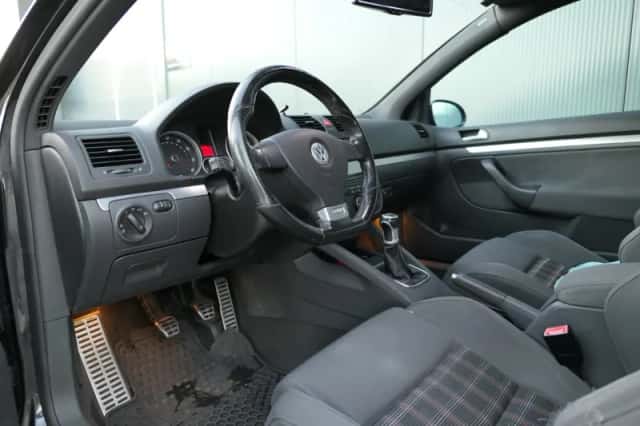 Volkswagen Golf (2005) thumbnail 3