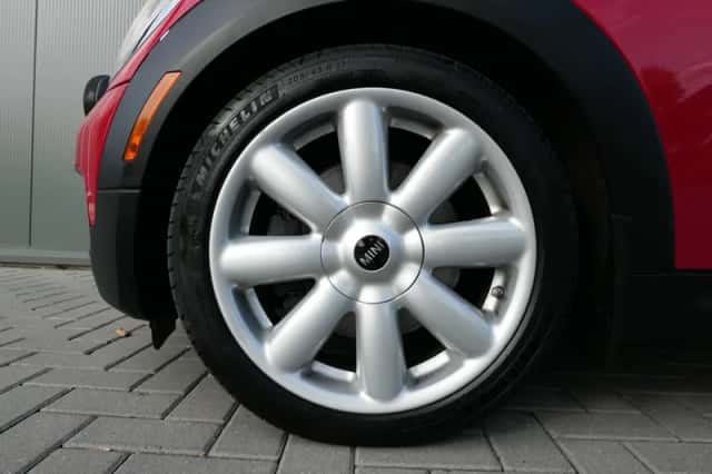 MINI Cooper S (2008) thumbnail 6