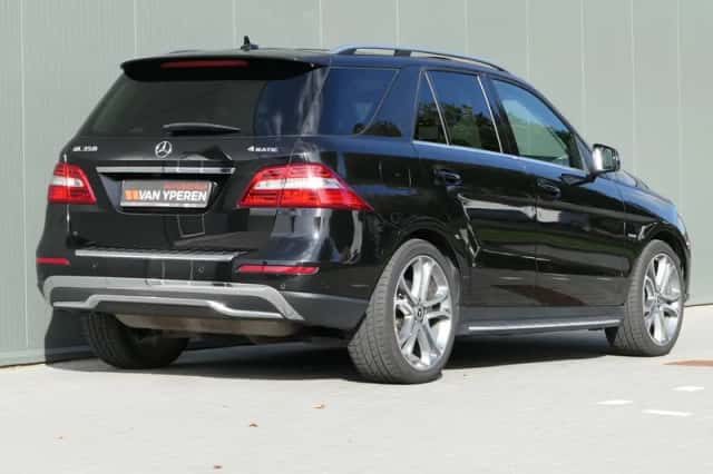 Mercedes-Benz M-Klasse (2012) thumbnail 2