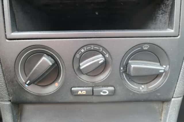 Škoda Octavia (2003) thumbnail 6