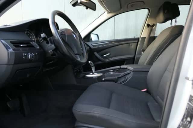 BMW 5-Serie (2009) thumbnail 3