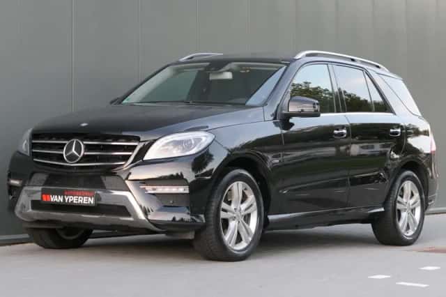 Mercedes-Benz M-Klasse (2012) thumbnail 1