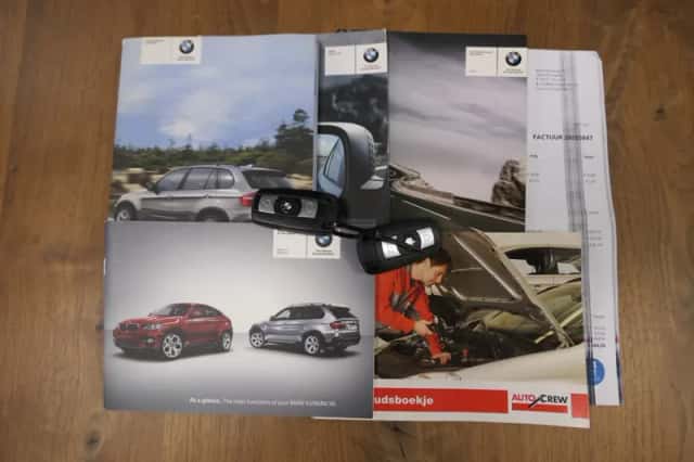BMW X5 (2010) thumbnail 6