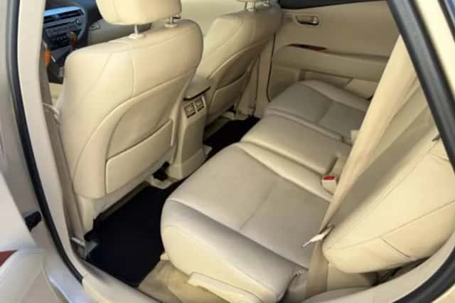 Lexus RX (2010) thumbnail 4