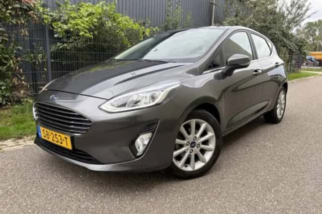 Ford Fiesta (2018) thumbnail 1