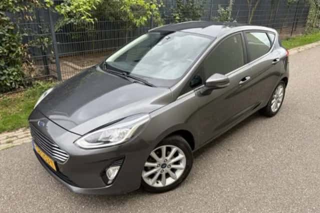 Ford Fiesta (2018) thumbnail 2