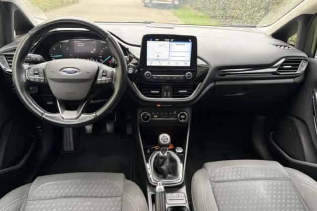 Ford Fiesta (2018) thumbnail 3