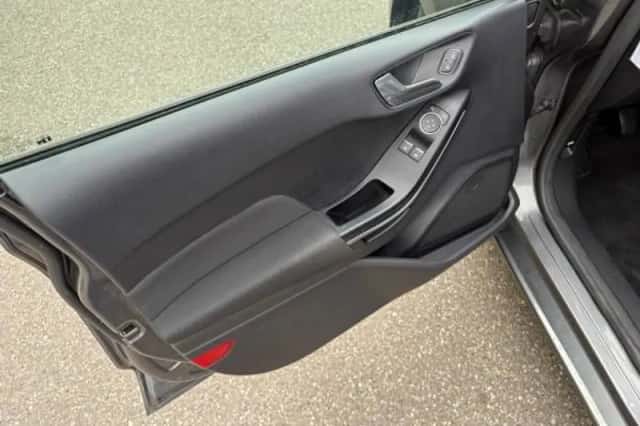 Ford Fiesta (2018) thumbnail 6
