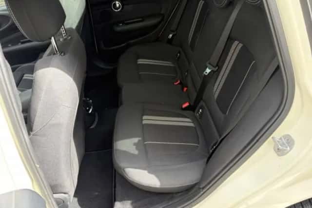 MINI Clubman (2016) thumbnail 4