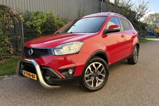 SsangYong Korando (2016) thumbnail 1