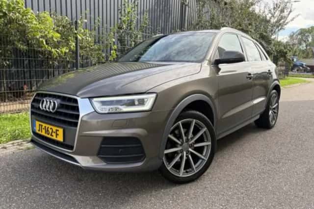 Audi Q3 (2015) thumbnail 1