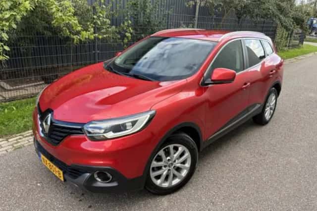 Renault Kadjar (2017) thumbnail 2