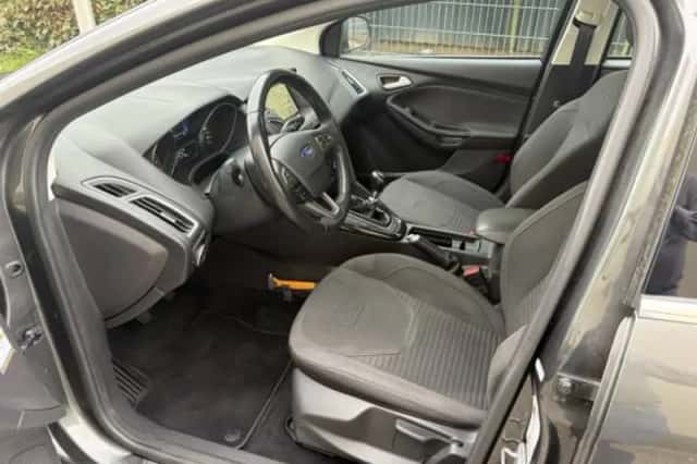 Ford Focus (2018) thumbnail 5