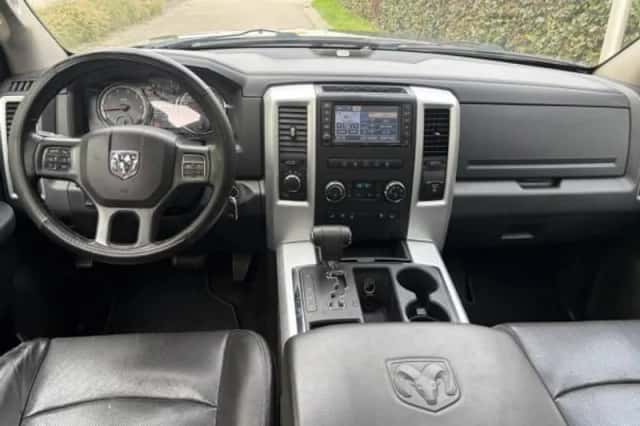 Dodge RAM (2012) thumbnail 3