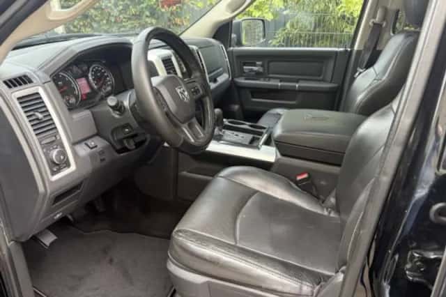 Dodge RAM (2012) thumbnail 5