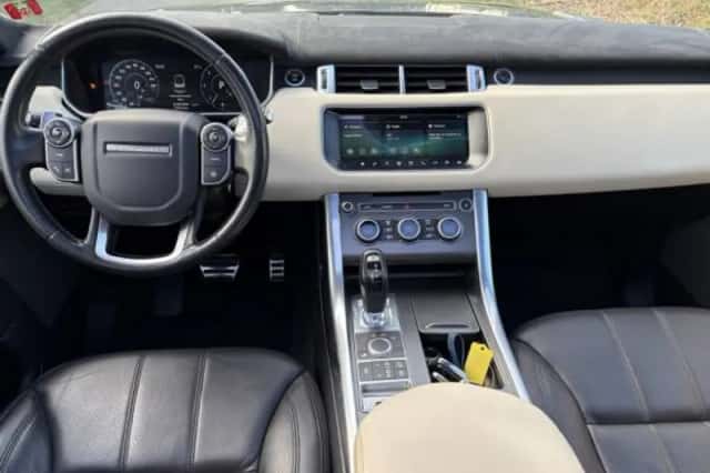 Land Rover Range Rover Sport (2017) thumbnail 3