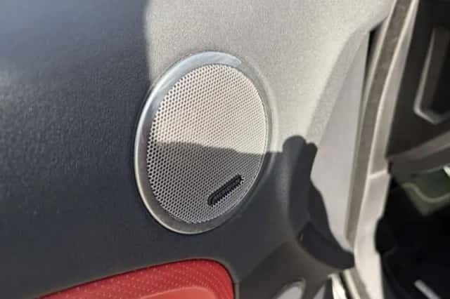 Land Rover Range Rover Evoque (2012) thumbnail 5