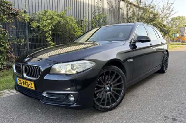 BMW 5-Serie (2015) thumbnail 1