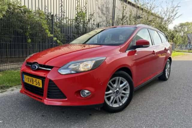 Ford Focus (2014) thumbnail 1