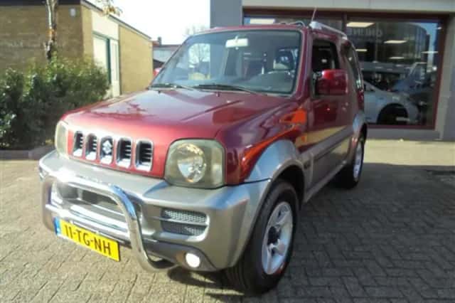 Suzuki Jimny (2006) thumbnail 2