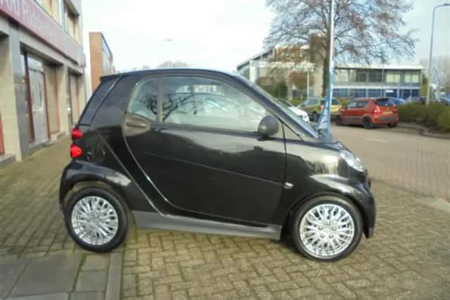 Smart ForTwo (2013) thumbnail 6