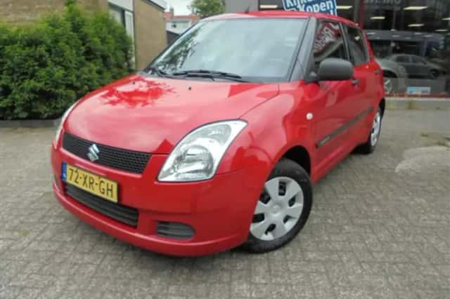 Suzuki Swift (2007) thumbnail 2