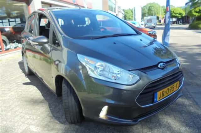 Ford B-Max (2016) thumbnail 3
