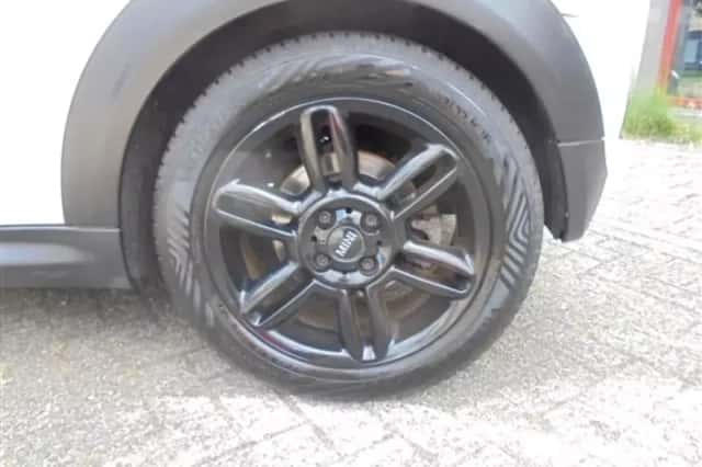 MINI Mini (2013) thumbnail 6