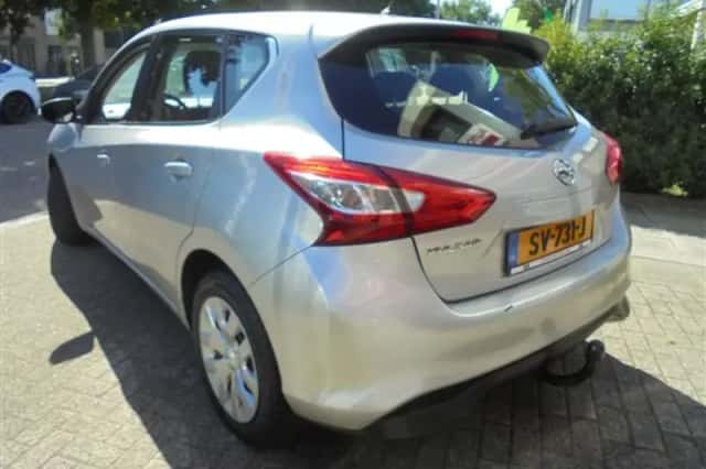 Nissan Pulsar (2018) thumbnail 5
