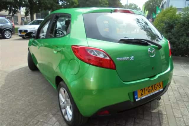 Mazda 2 (2008) thumbnail 5