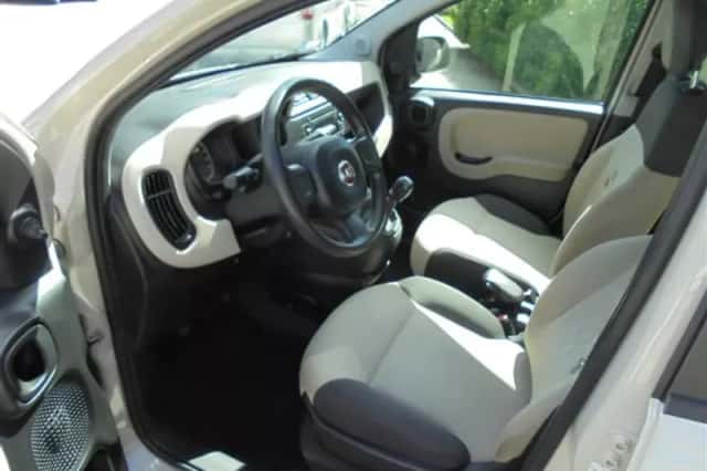 Fiat Panda (2015) thumbnail 6