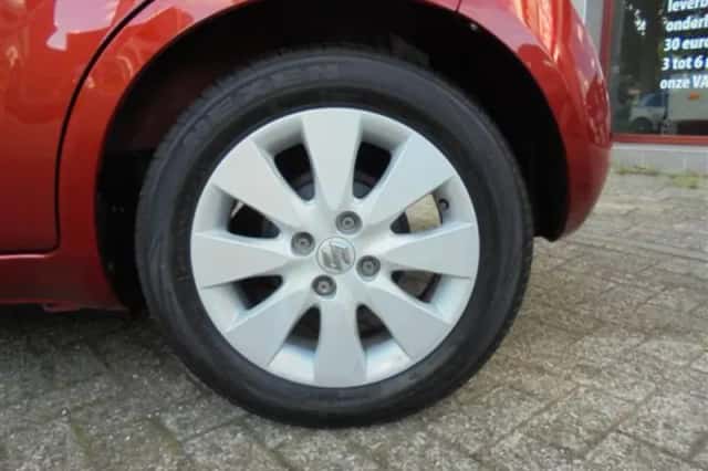 Suzuki Splash (2008) thumbnail 6