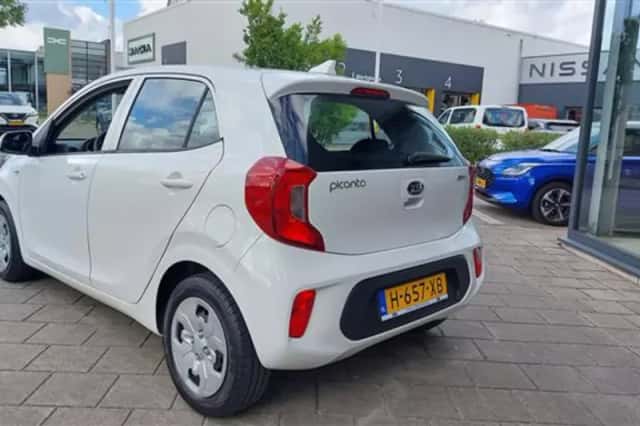 Kia Picanto (2020) thumbnail 6