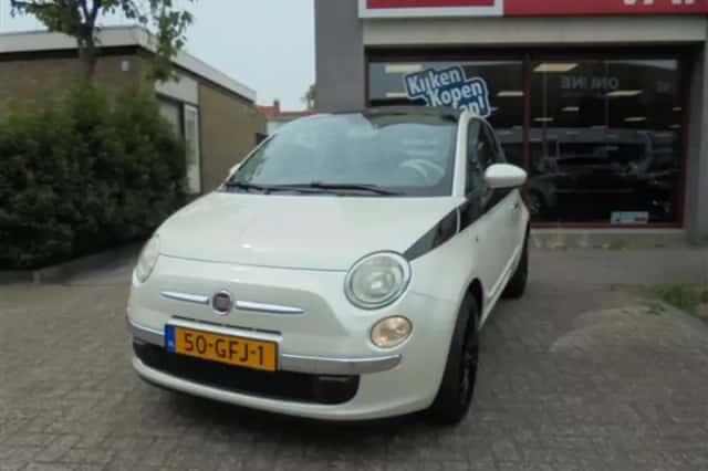 Fiat 500 (2008) thumbnail 2