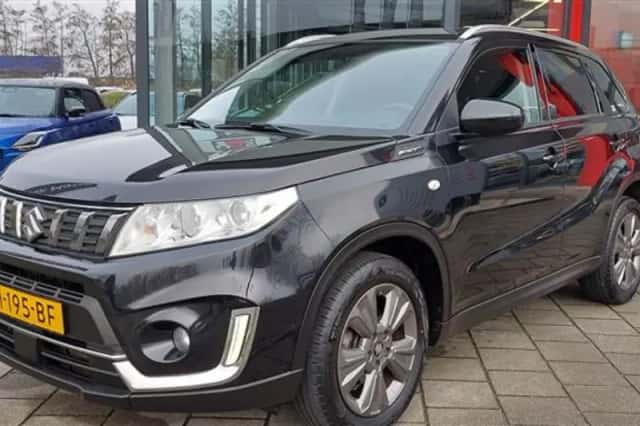 Suzuki Vitara (2020) thumbnail 2