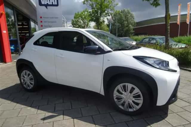 Toyota Aygo X (2023) thumbnail 4