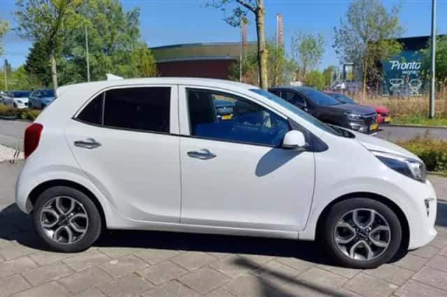 Kia Picanto (2022) thumbnail 5
