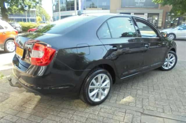 Škoda Rapid (2014) thumbnail 4
